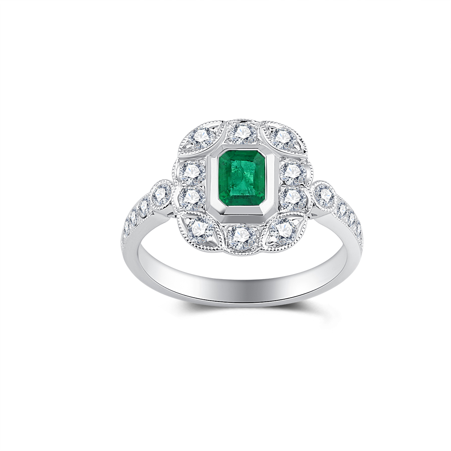 18K GOLD EMERALD RING