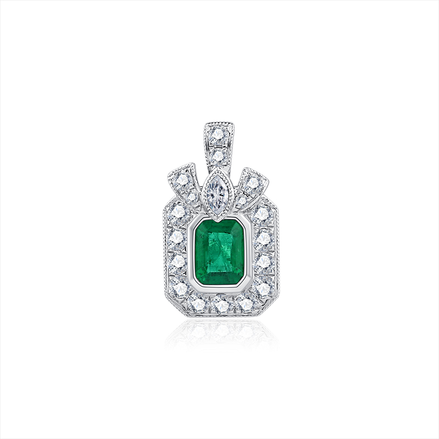 18K GOLD VINTAGE EMERALD PENDANT